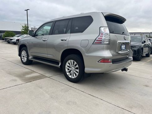 Used 2022 Lexus GX 460 Premium w/ Premium Package AWD/4WD image 6