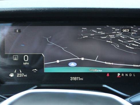 Used 2025 GMC Acadia Elevation image 35