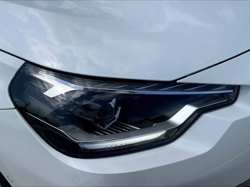 New 2025 BMW 230i 230i w/ Convenience Package image 12