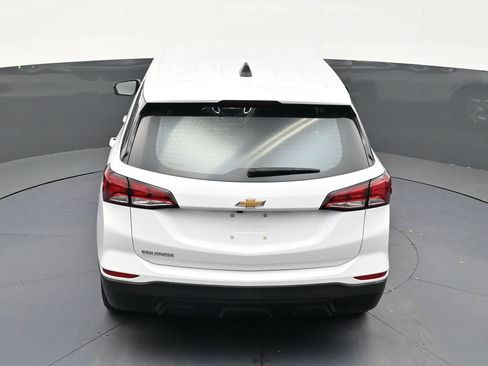 Used 2024 Chevrolet Equinox LS FWD image 16