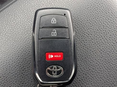 Used 2025 Toyota Tacoma TRD Off-Road w/ TRD Off Road Upgrade Package image 31