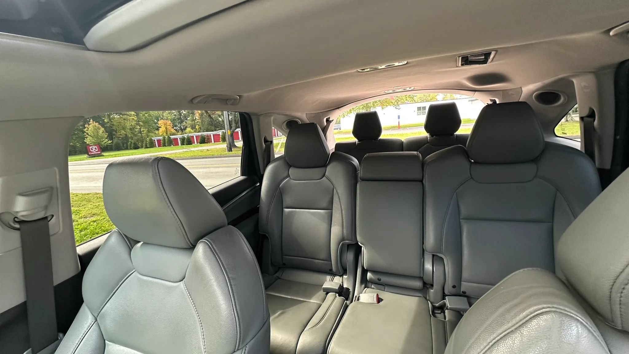 Used 2016 Acura MDX w/ Technology Package AWD/4WD image 29