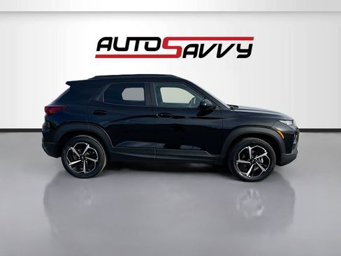Used 2023 Chevrolet TrailBlazer RS w/ Sun and Liftgate Package AWD/4WD image 8