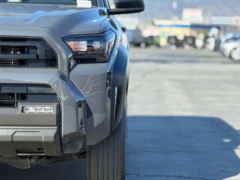 Used 2025 Toyota 4Runner SR5 image 4