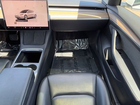 Used 2022 Tesla Model 3 Long Range AWD/4WD image 15
