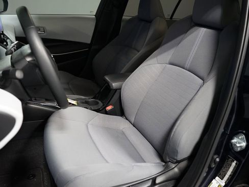 Used 2024 Toyota Corolla SE FWD image 6