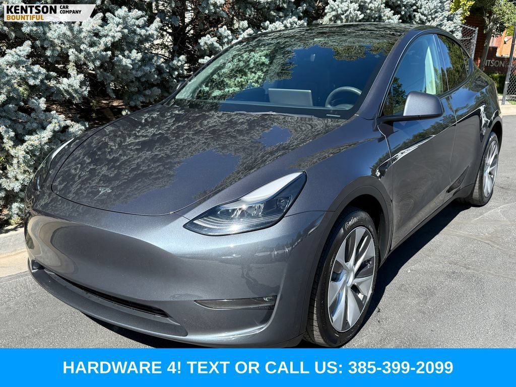 Used 2023 Tesla Model Y Long Range AWD/4WD image 3