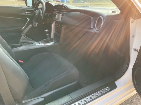 Used 2014 Scion FR-S image 18