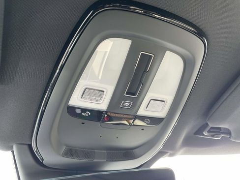 New 2026 Volvo XC90 B6 Plus w/ Protection Package Premier image 22