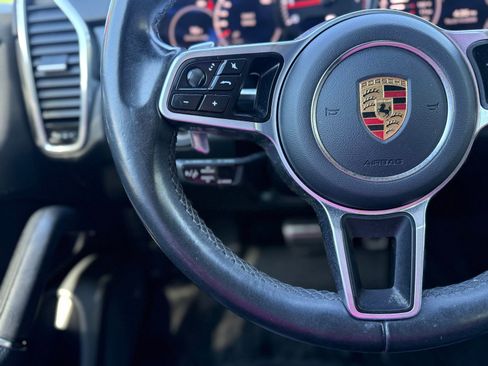 Used 2021 Porsche Cayenne S AWD/4WD image 26
