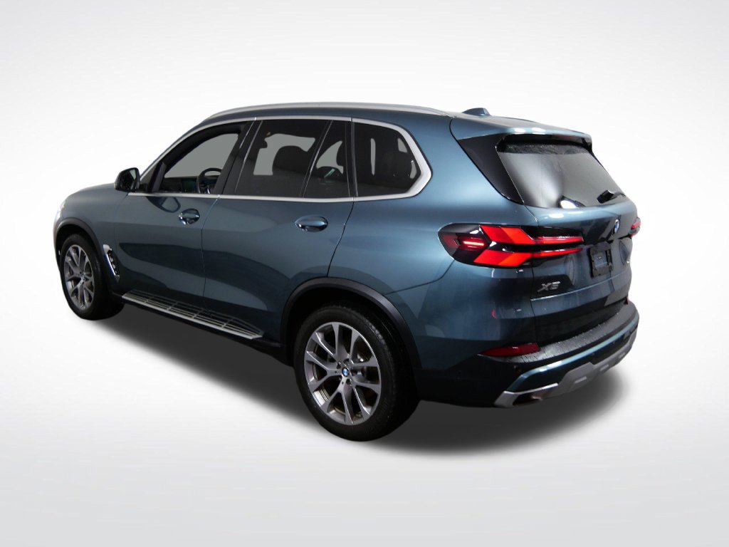 Used 2024 BMW X5 xDrive40i AWD/4WD image 7
