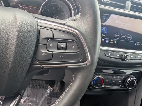 Used 2023 Buick Encore GX Preferred w/ Cold Weather Comfort Package FWD image 17