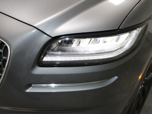 Used 2022 Lincoln Nautilus Reserve w/ Equipment Group 201A image 59