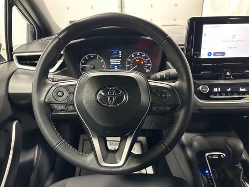 Used 2025 Toyota Corolla SE image 18