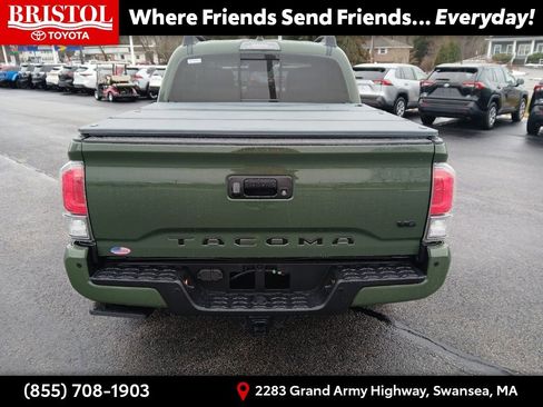 Used 2021 Toyota Tacoma TRD Sport image 6