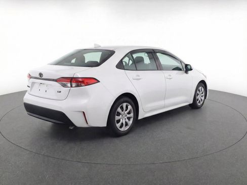 Used 2023 Toyota Corolla LE image 6
