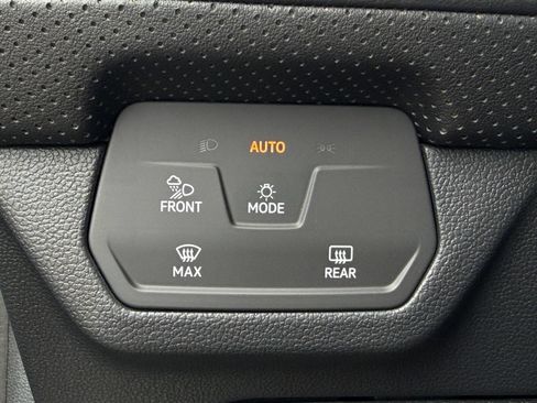 Used 2024 Volkswagen Atlas Cross Sport SEL Premium R-Line AWD/4WD image 24
