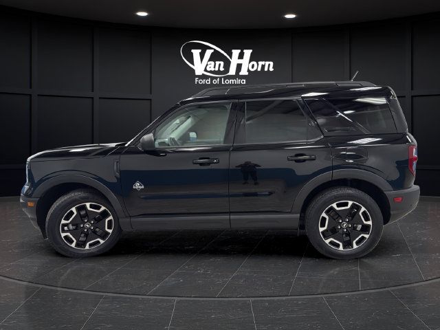 Used 2021 Ford Bronco Sport Outer Banks w/ Outer Banks Package (96D) AWD/4WD image 4