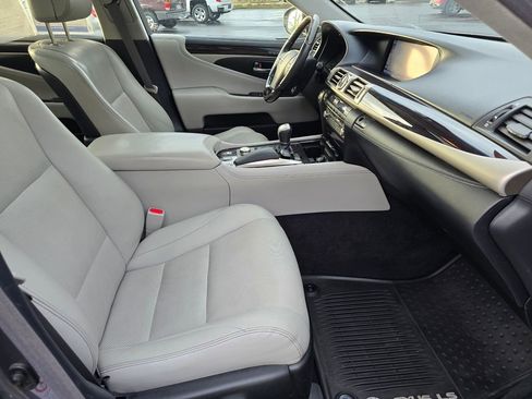 Used 2014 Lexus LS 460 image 5