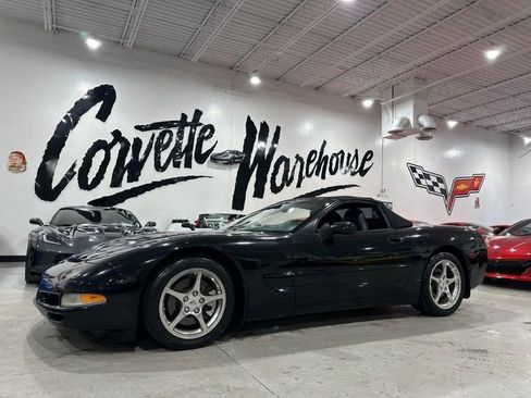 Used 2002 Chevrolet Corvette Convertible w/ Preferred Equipment Group2 image 1