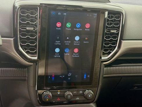 New 2025 Ford Ranger XLT w/ FX4 Off-Road Package image 17