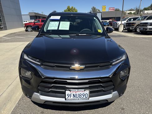 Used 2023 Chevrolet TrailBlazer LT FWD image 8