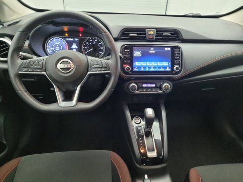 Used 2024 Nissan Versa SR FWD image 22