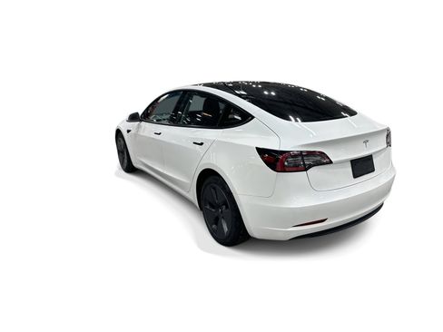 Certified 2021 Tesla Model 3 Standard Range Plus RWD image 4
