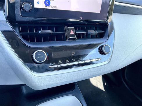 Used 2023 Toyota Corolla LE image 26