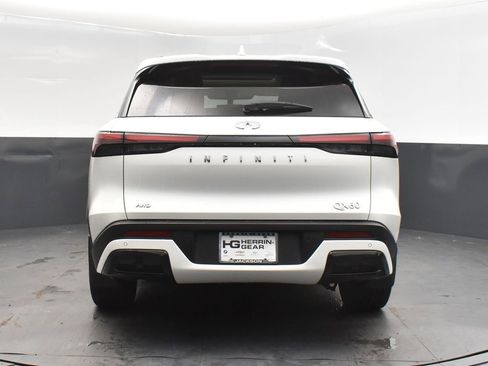 Certified 2023 INFINITI QX60 Pure image 6