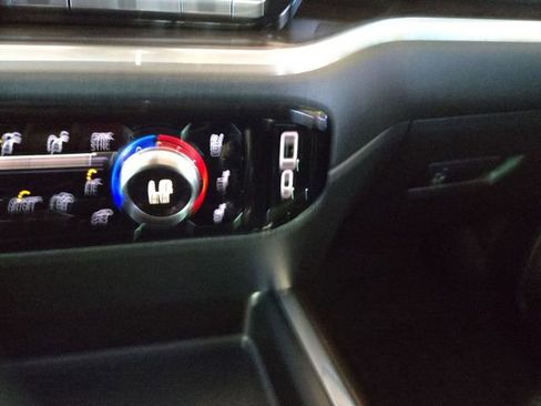 Certified 2025 GMC Sierra 2500 SLT image 20