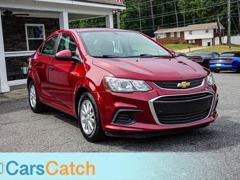 Used 2019 Chevrolet Sonic LT FWD image 10