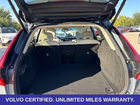 Certified 2024 Volvo XC60 B5 Plus w/ Protection Package Premier AWD/4WD image 10