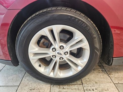 Used 2014 Ford Taurus SEL w/ Equipment Group 201A image 19