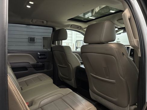 Used 2015 GMC Sierra 2500 Denali w/ Driver Alert Package image 29