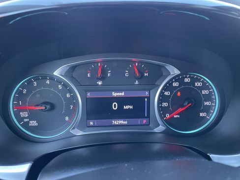 Used 2020 Chevrolet Traverse LT w/ Driver Confidence II Package image 11