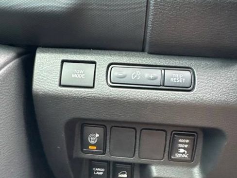 Used 2024 Nissan Frontier SV w/ SV Convenience Package AWD/4WD image 16