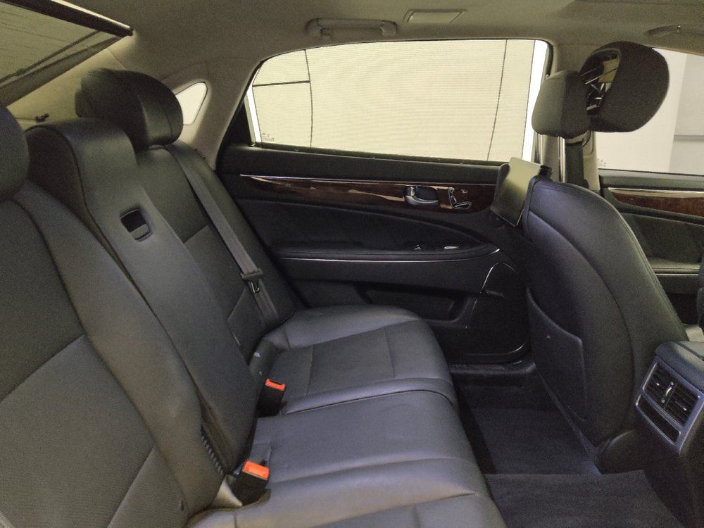 Used 2015 Hyundai Equus Ultimate RWD image 19
