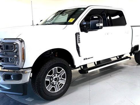Used 2026 Ford F250 Lariat AWD/4WD image 9