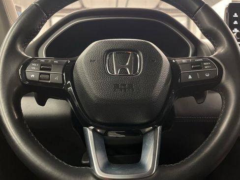 Used 2023 Honda Pilot EX-L image 15