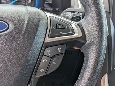 Used 2024 Ford Edge Titanium AWD/4WD image 26