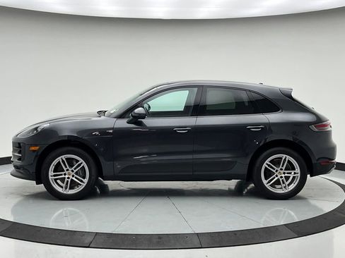 Used 2021 Porsche Macan image 2
