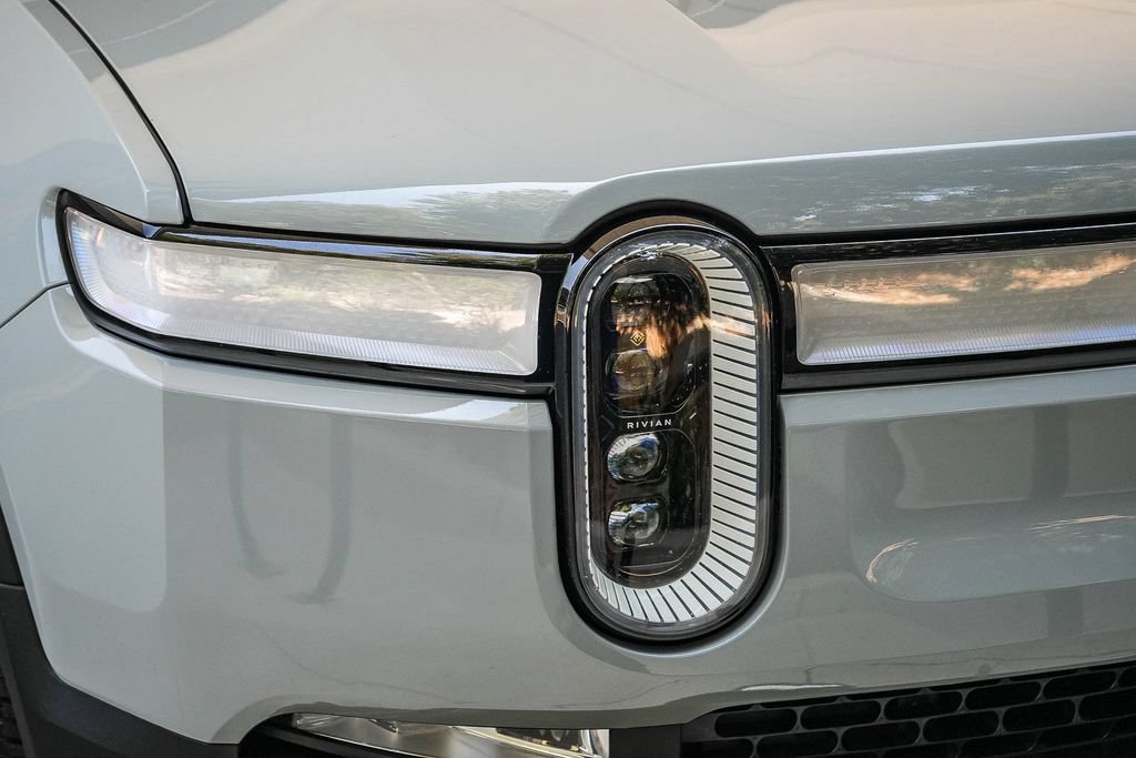 Used 2024 Rivian R1S Adventure Dual AWD/4WD image 8