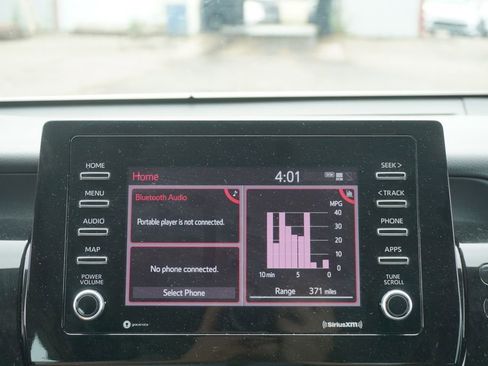 Used 2024 Toyota Camry SE FWD image 10