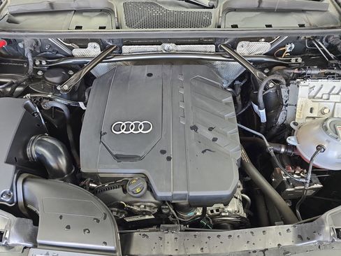 Used 2023 Audi Q5 2.0T Premium w/ Convenience Package image 31