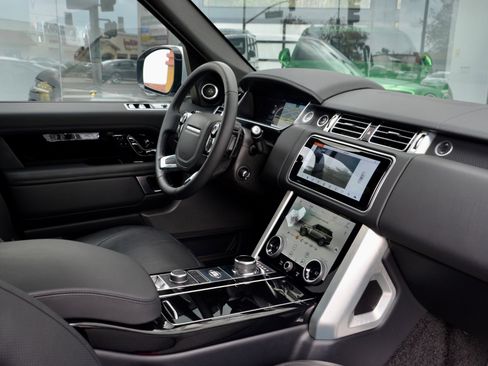 Used 2019 Land Rover Range Rover Supercharged image 20