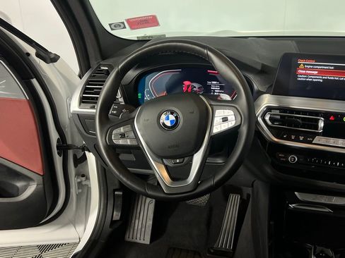 Used 2024 BMW X3 xDrive30i w/ Convenience Package w/ZPA image 16