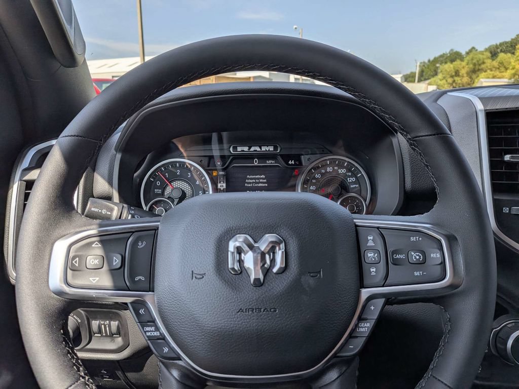 New 2026 RAM 1500 Big Horn AWD/4WD image 24