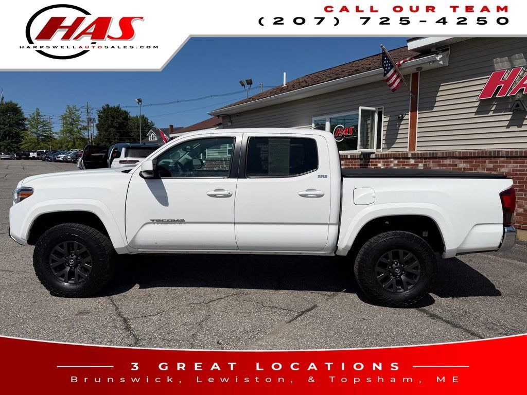 Used 2023 Toyota Tacoma SR5 AWD/4WD image 3
