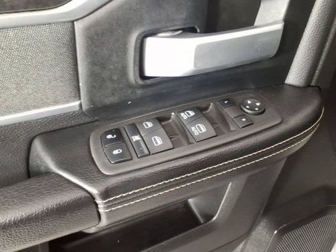 Used 2022 RAM 3500 Big Horn AWD/4WD image 14